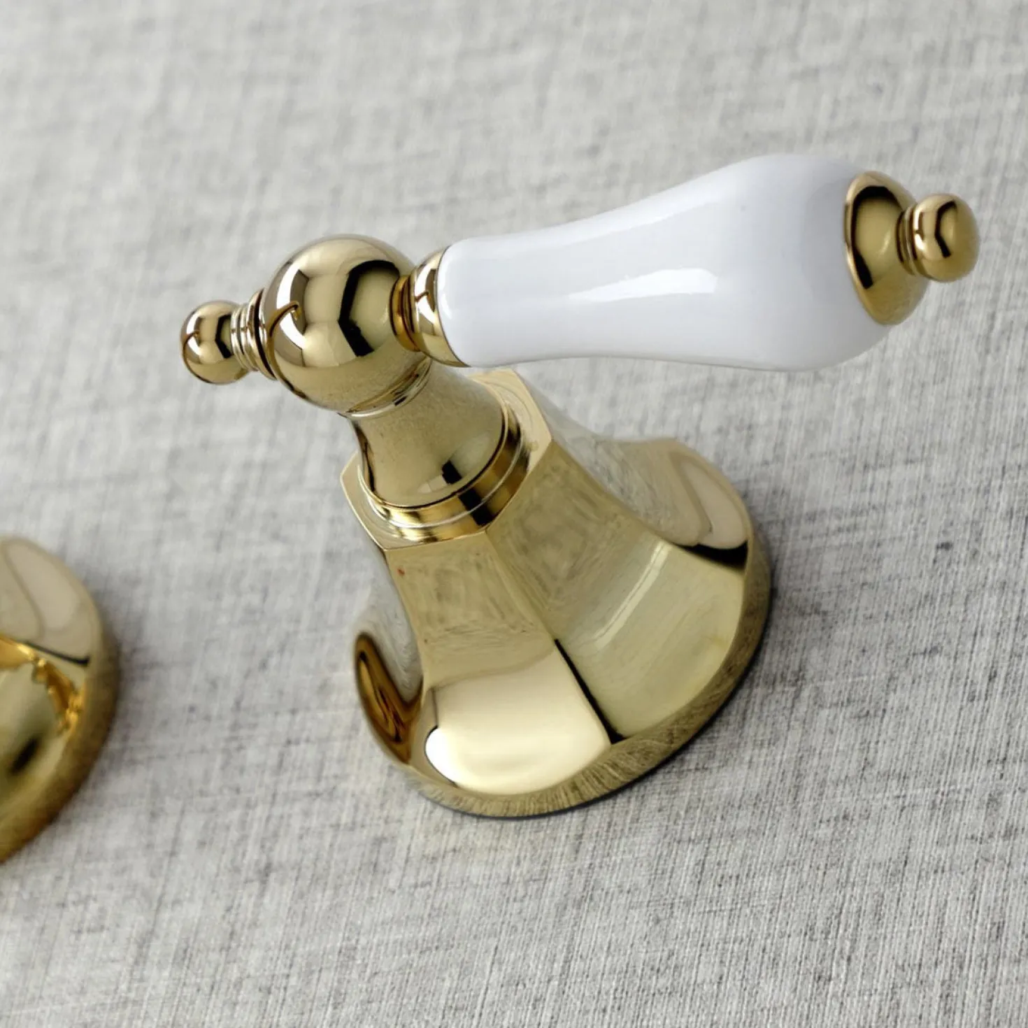 Kingston Brass Metropolitan Wall Mount 2-Handle Tub Faucet