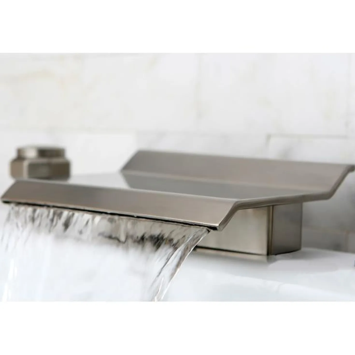 Kingston Brass Milano Waterfall Roman Tub Filler