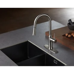 Kingston Brass New York Gourmetier Deck Mount Single-Handle Pull-Down Kitchen Faucet