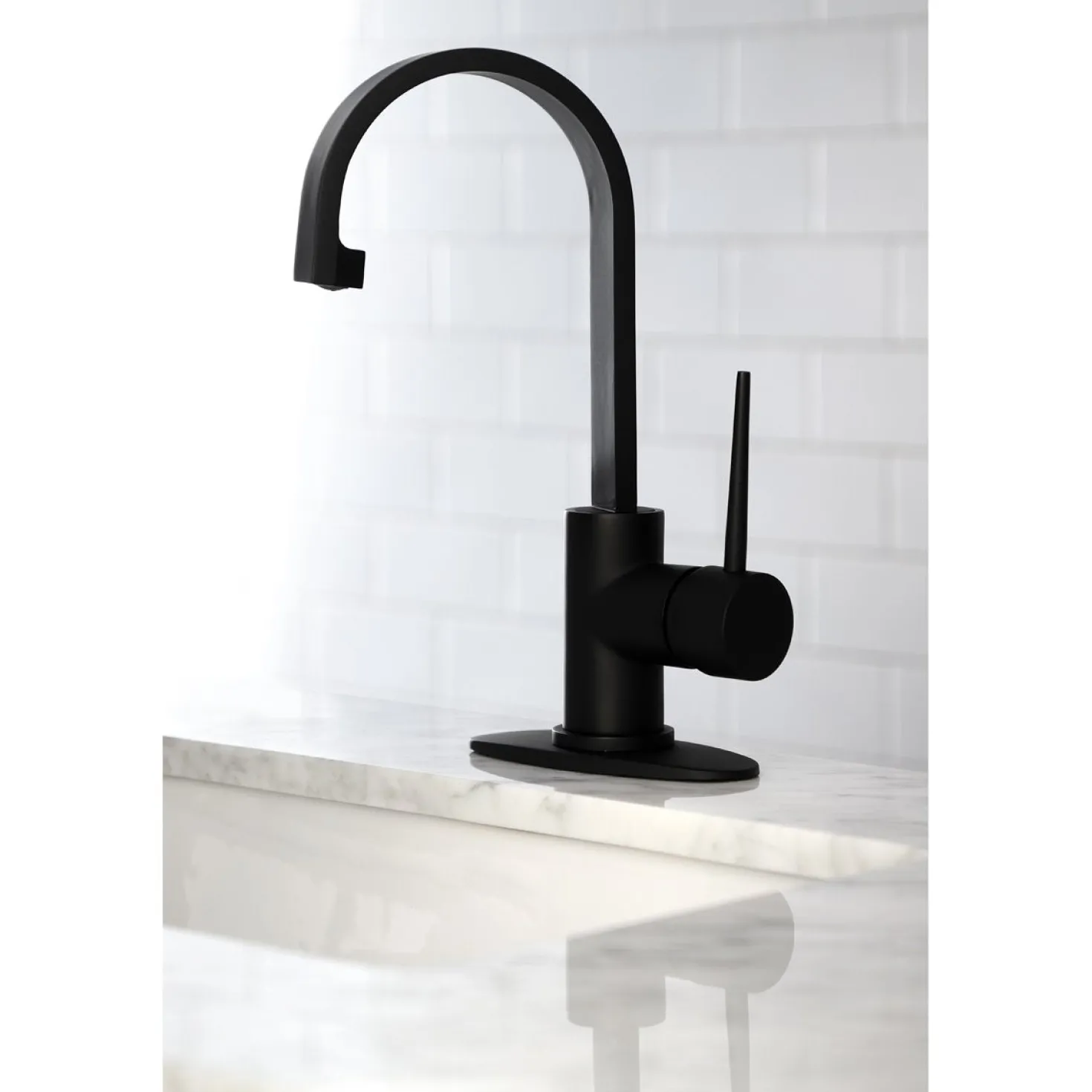 Kingston Brass New York One-Handle 1-Hole Deck Mounted Bar Faucet