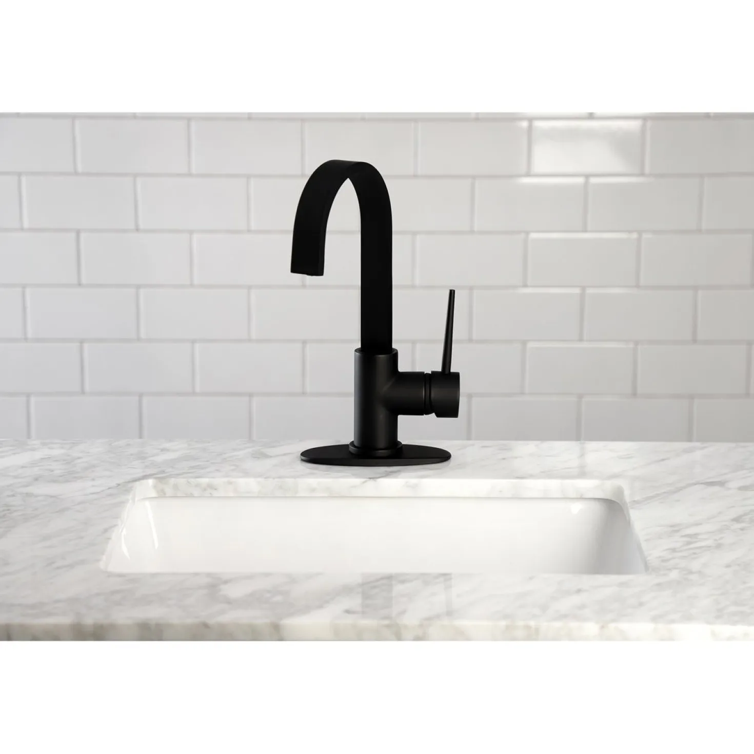 Kingston Brass New York One-Handle 1-Hole Deck Mounted Bar Faucet