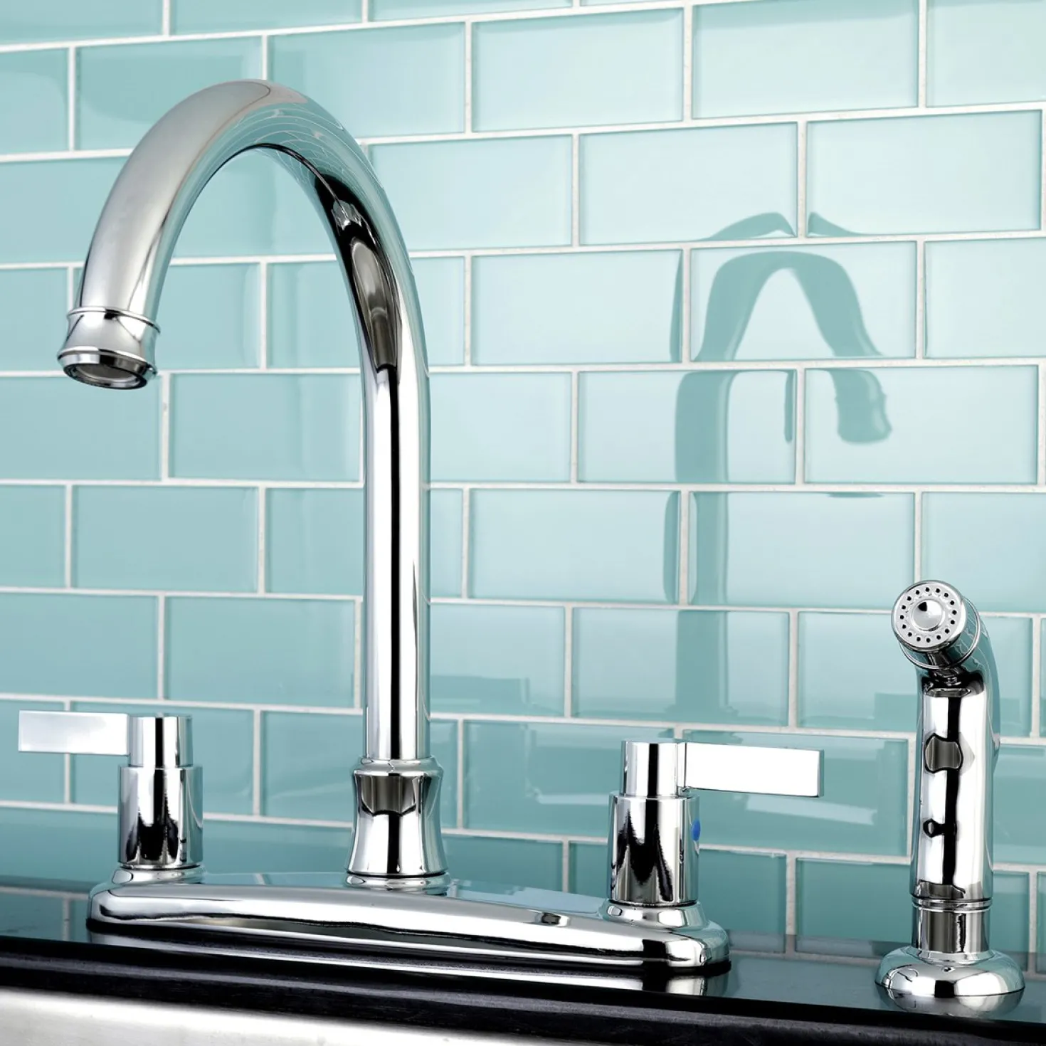 Kingston Brass NuvoFusion 8-Inch Center Gooseneck Kitchen Faucet