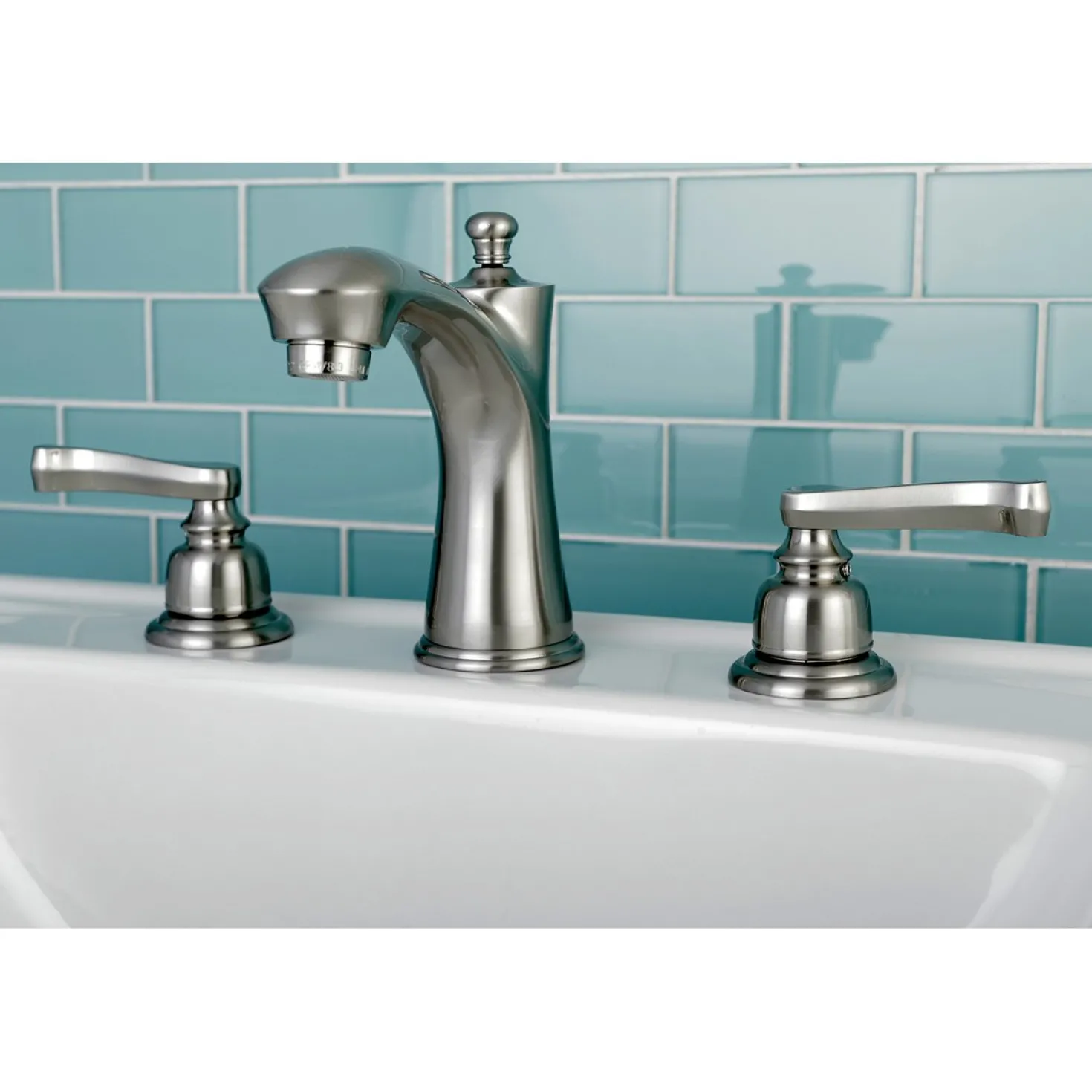 Kingston Brass Royale 8-Inch Widespread Bathroom Faucet
