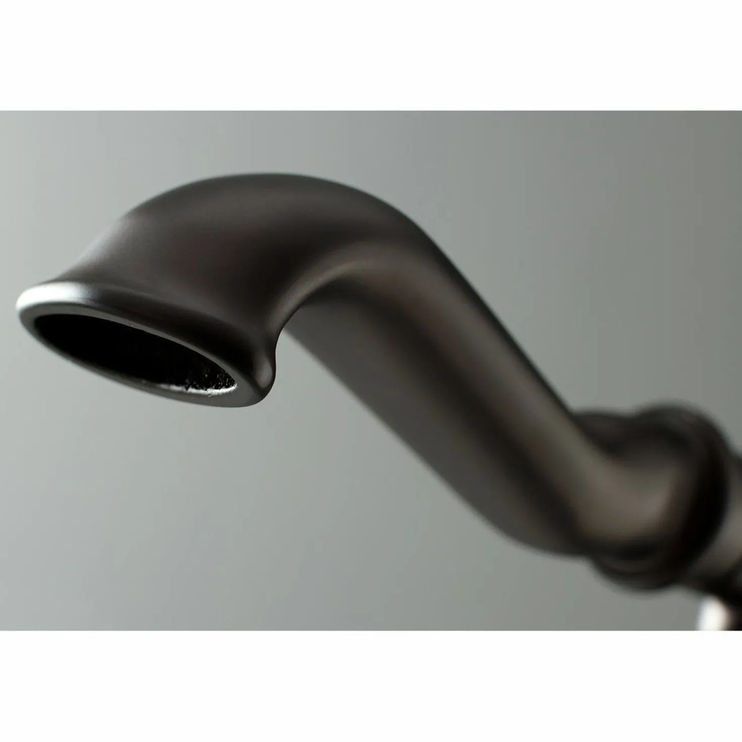 Kingston Brass Royale Single Handle Freestanding Roman Tub Faucet with Hand Shower
