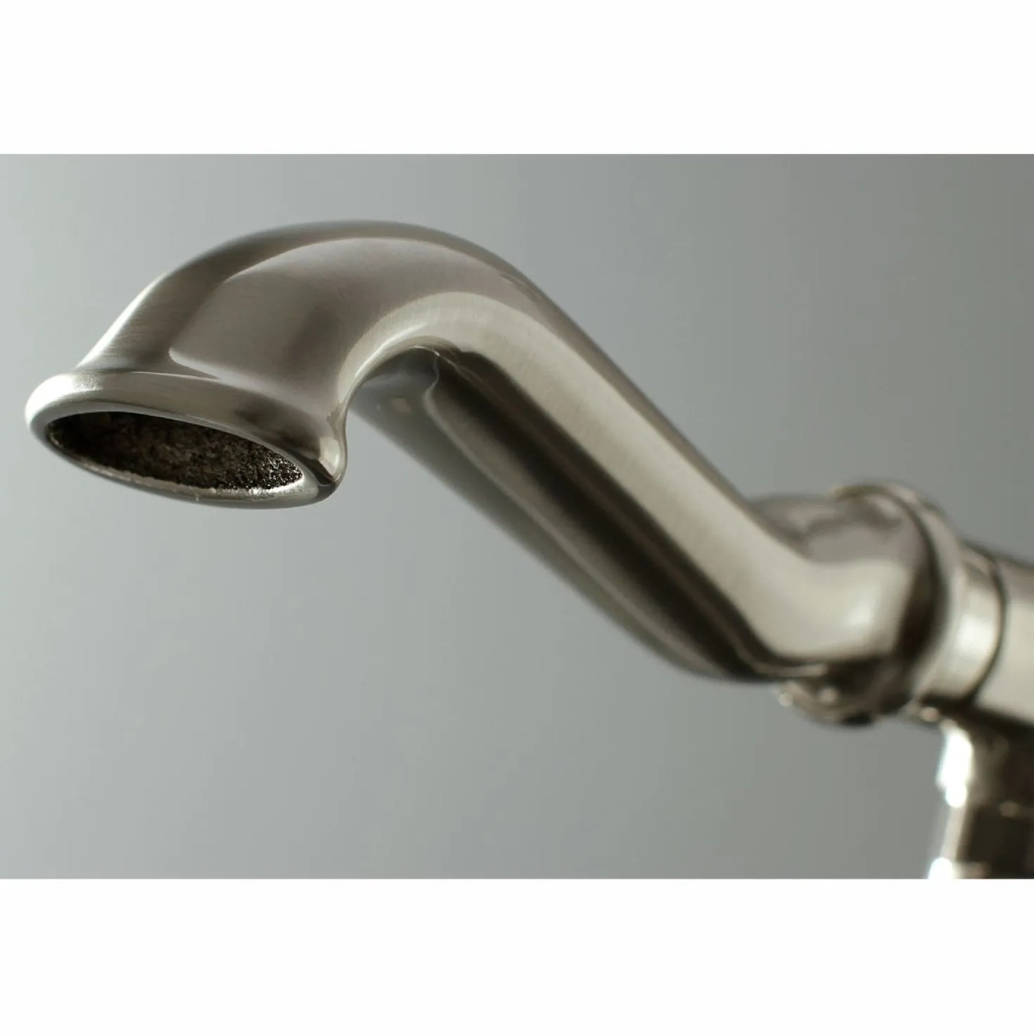 Kingston Brass Royale Single Handle Freestanding Roman Tub Faucet with Hand Shower