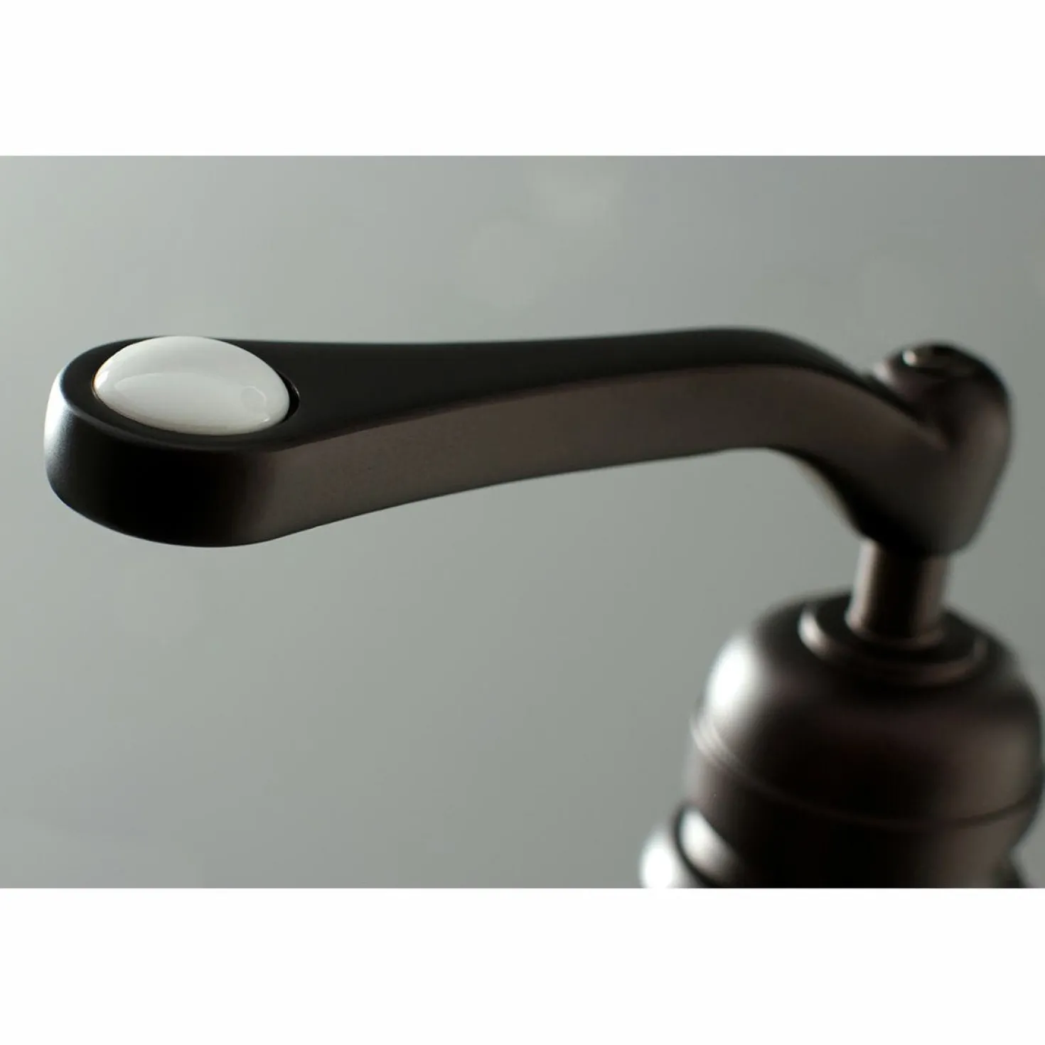 Kingston Brass Royale Single Handle Freestanding Roman Tub Faucet with Hand Shower