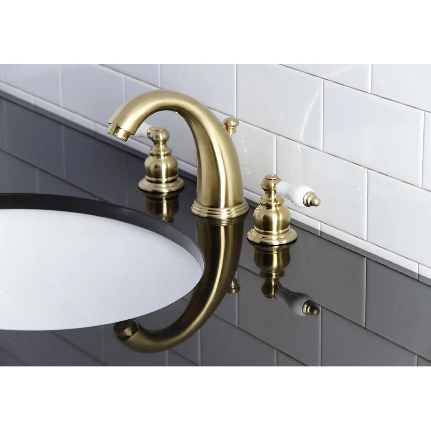 Kingston Brass Victorian Two-Handle 8-Inch Widespread Bathroom Faucet