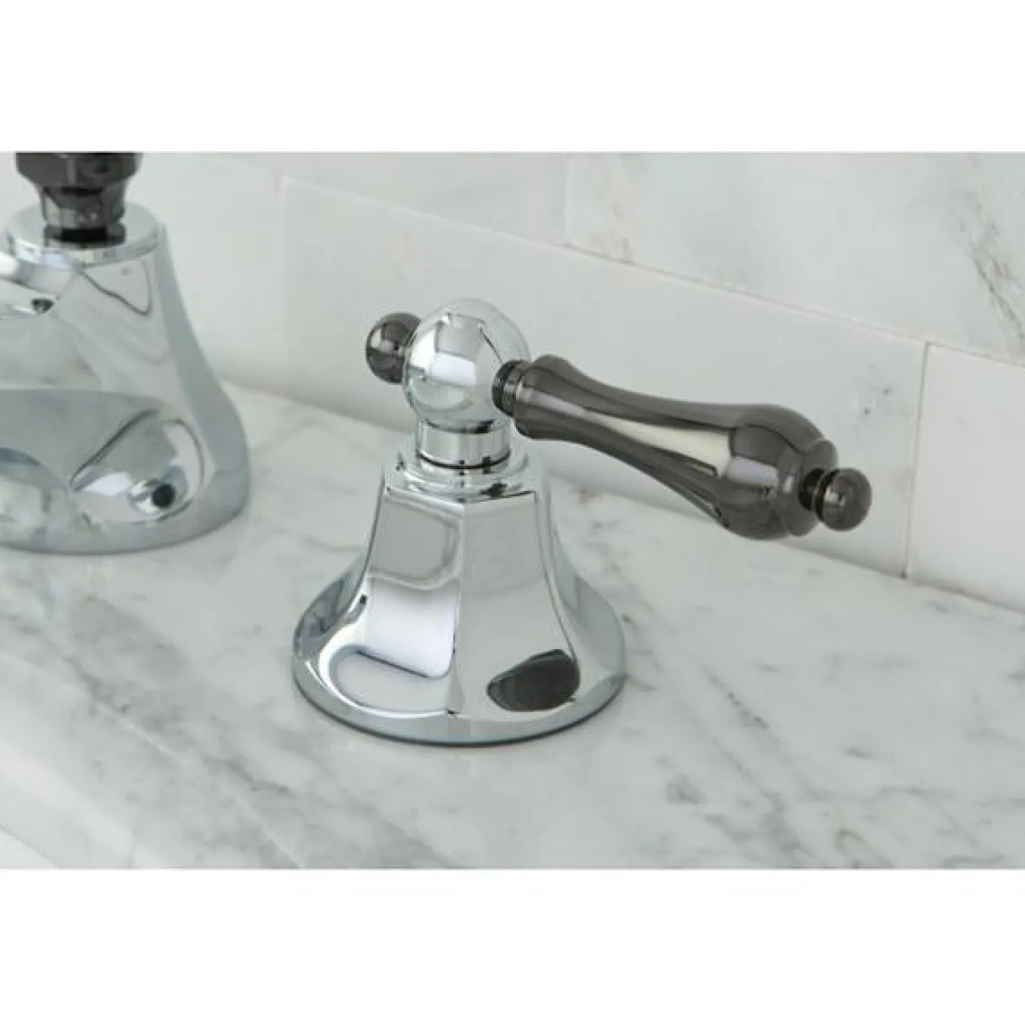 Kingston Brass Water Onyx 8" to 16" Widespread Three Hole Lavatory Faucet with Brass Pop-up Drain