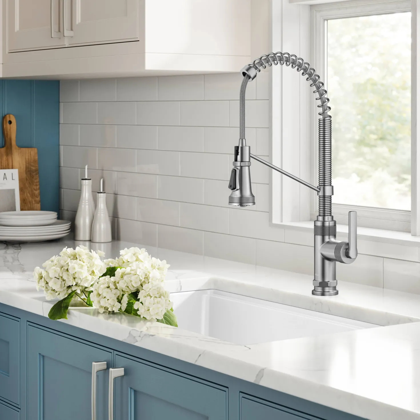 KRAUS Allyn Single Handle Pull Down Kitchen Faucet in Spot-Free Stainless Steel