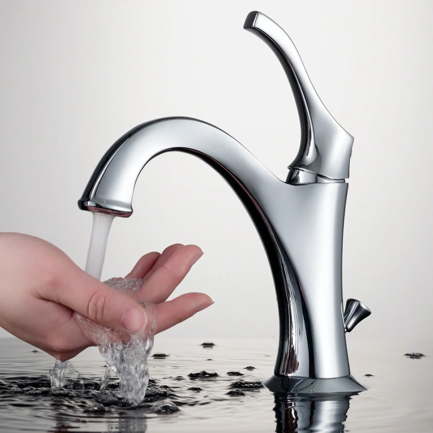 KRAUS Arlo Single Handle Bathroom Faucet with Lift Rod Drain and Deck Plate in Chrome