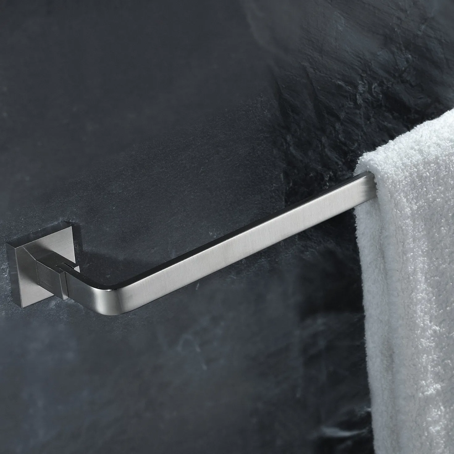KRAUS Aura Bathroom Accessories - Towel Bar 600mm