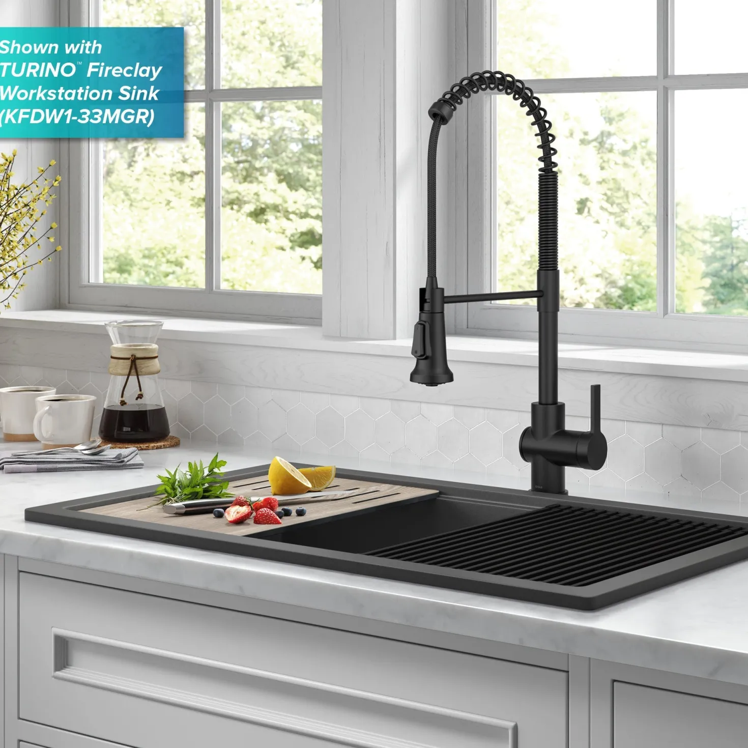 KRAUS Britt Touchless Pull-Down Single Handle Faucet in Matte Black