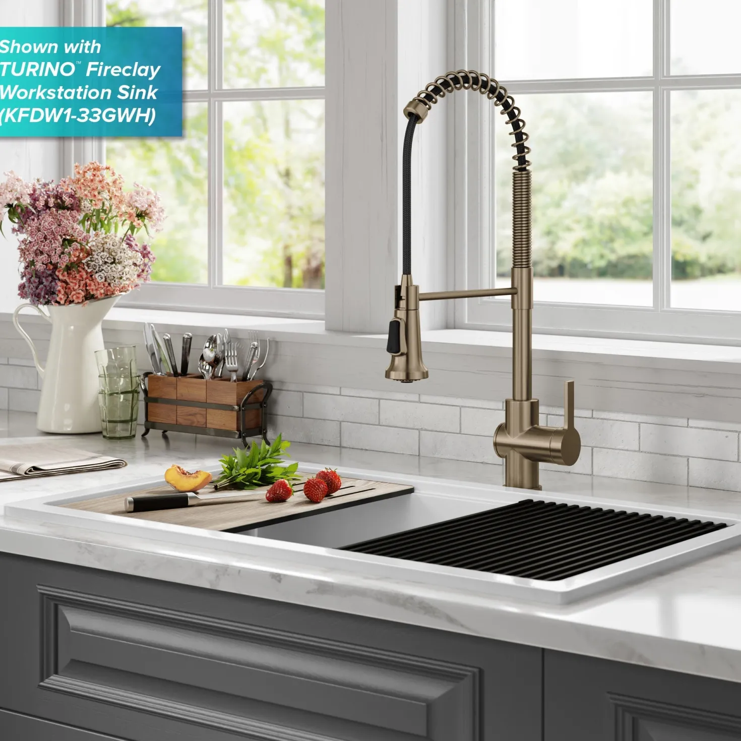 KRAUS Britt Touchless Pull-Down Single Handle Faucet in Spot Free Antique Champagne Bronze