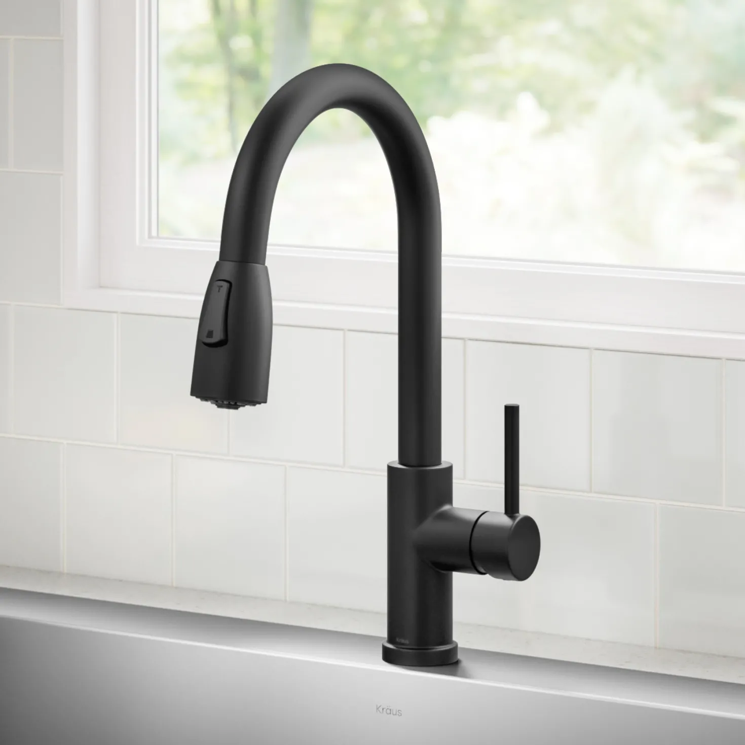 KRAUS Coda Single Handle Pull Down Kitchen Faucet in Matte Black
