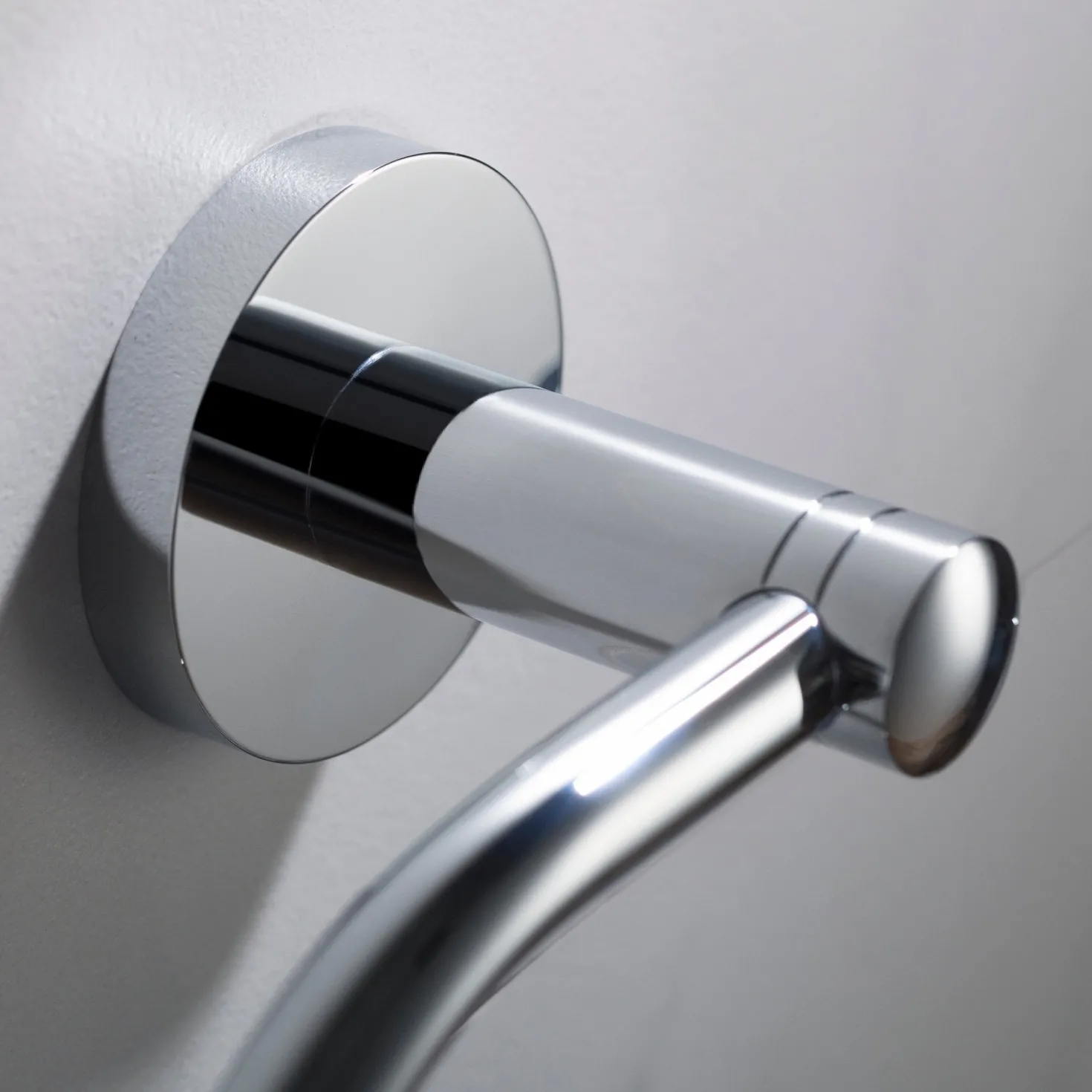 KRAUS Elie Bathroom Towel Ring