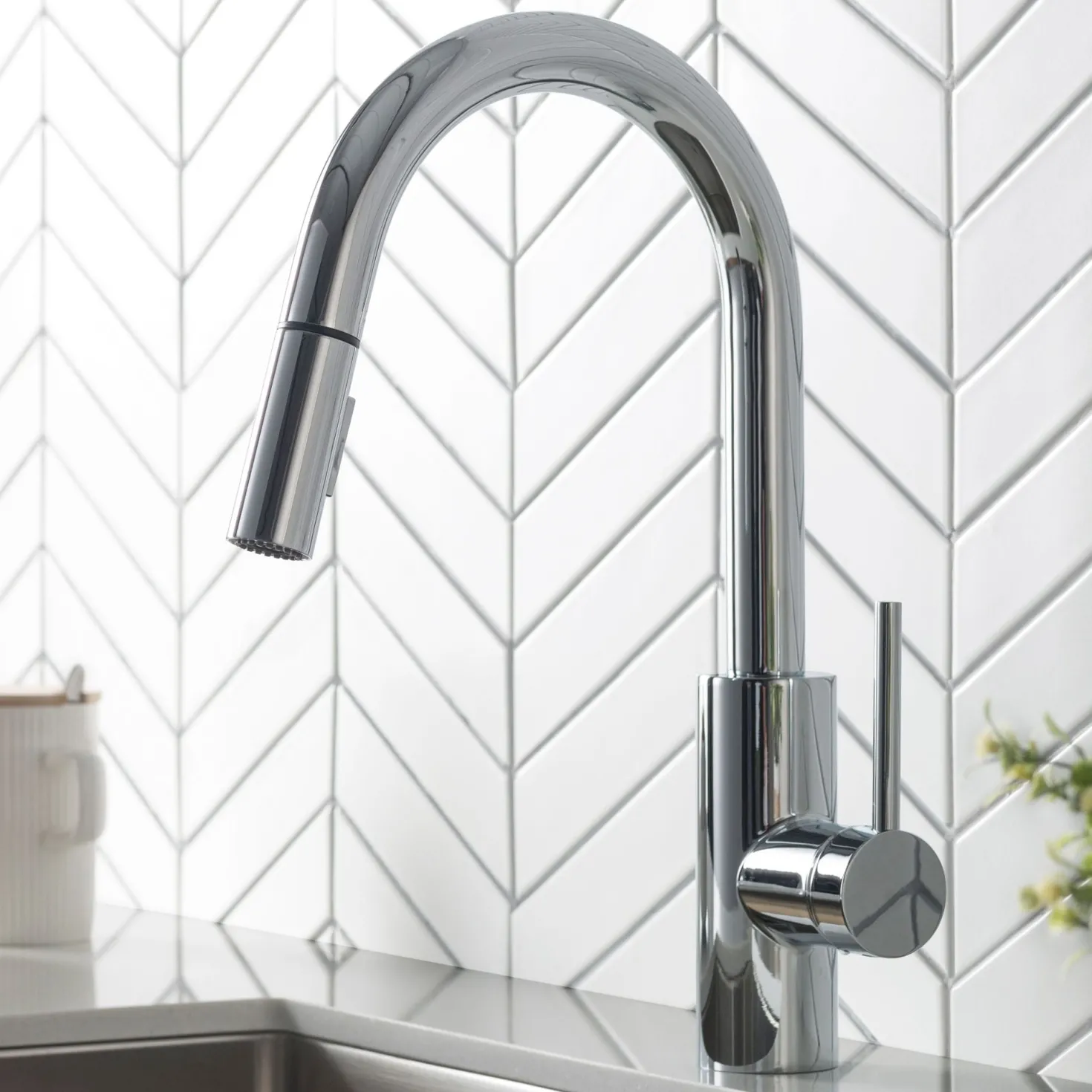 KRAUS Oletto Single Lever Pull Down Kitchen Faucet in Chrome