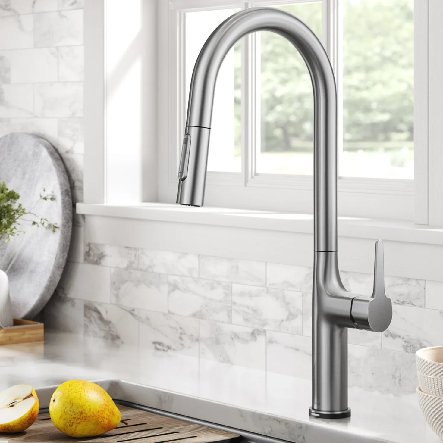 KRAUS Oletto Tall Modern Single-Handle Touch Activated with Pull Down Sprayer in Spot Free Stainless Steel