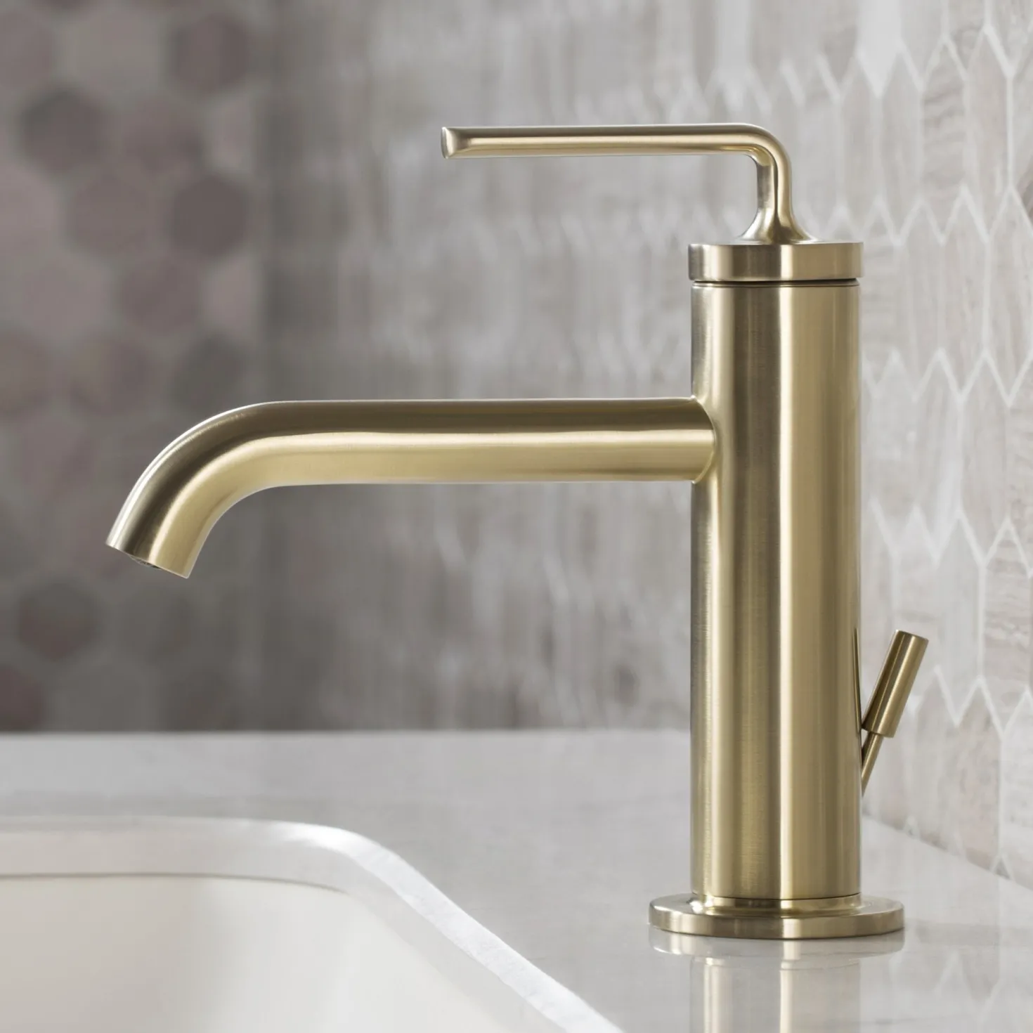 KRAUS Ramus Single Handle Bathroom Sink Faucet with Lift Rod Drain in Brushed Gold