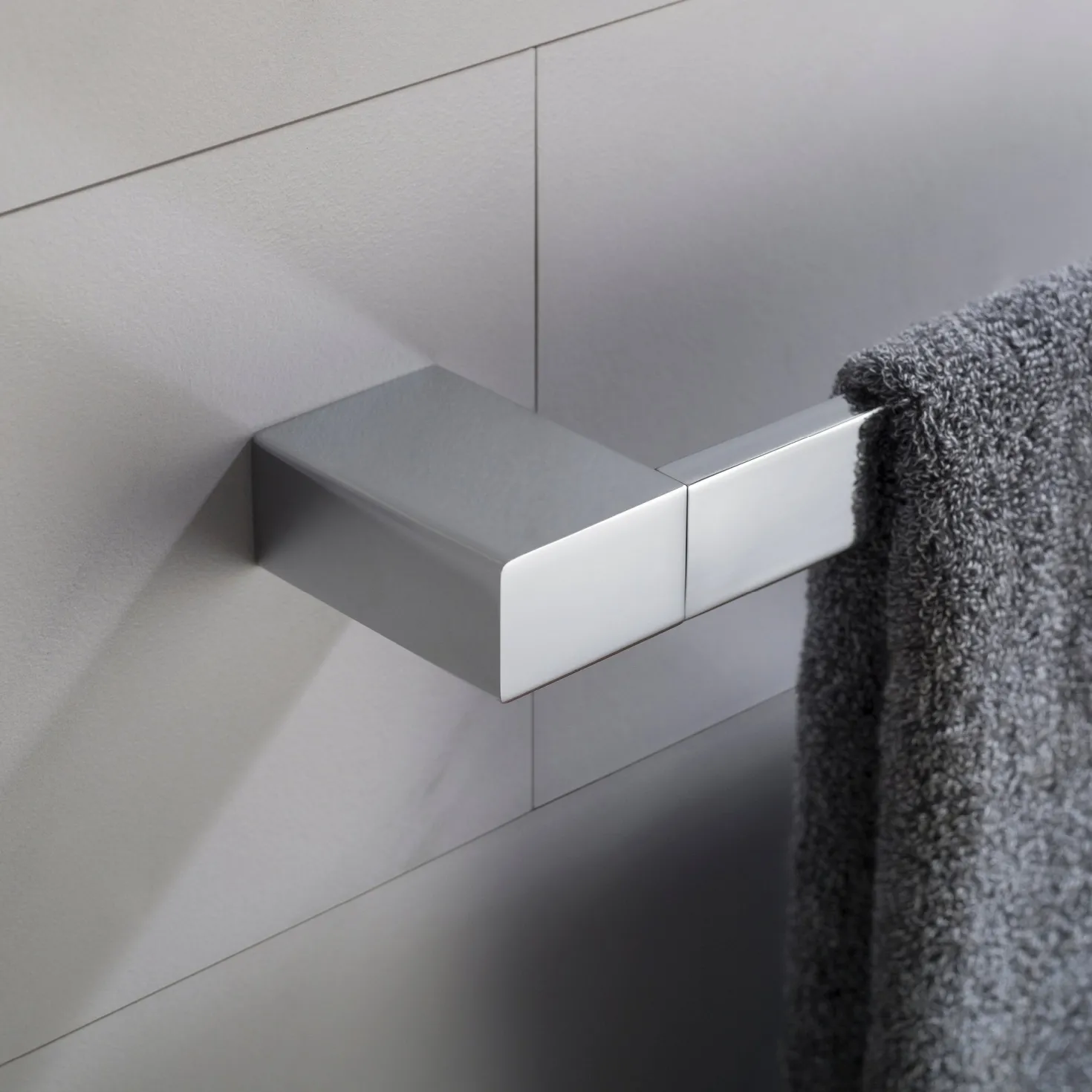KRAUS Stelios 24-inch Bathroom Towel Bar