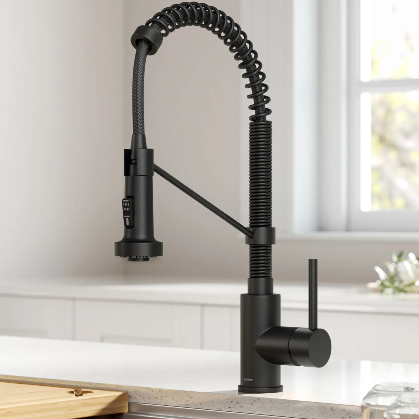 KRAUS Touchless Pull-Down Single Handle 18-Inch Kitchen Faucet in Matte Black