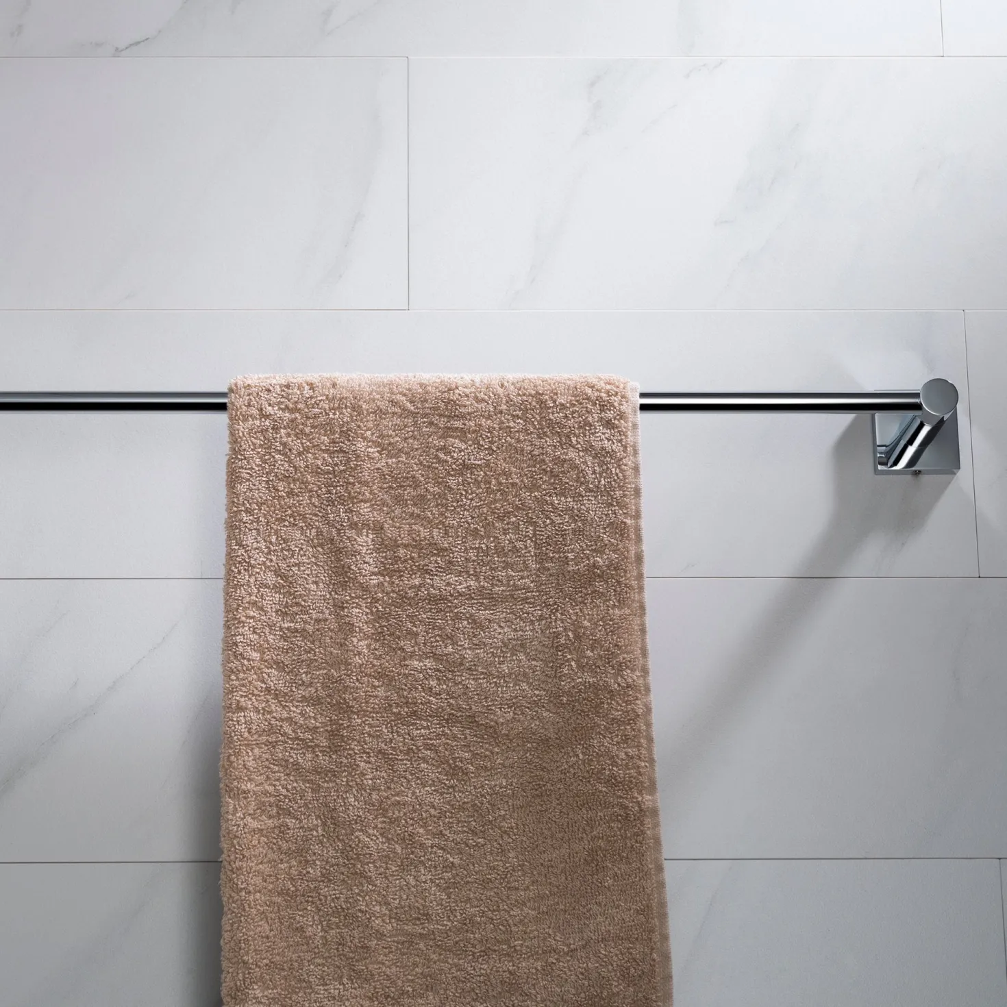 KRAUS Ventus Wall Mount Bathroom Towel Bar