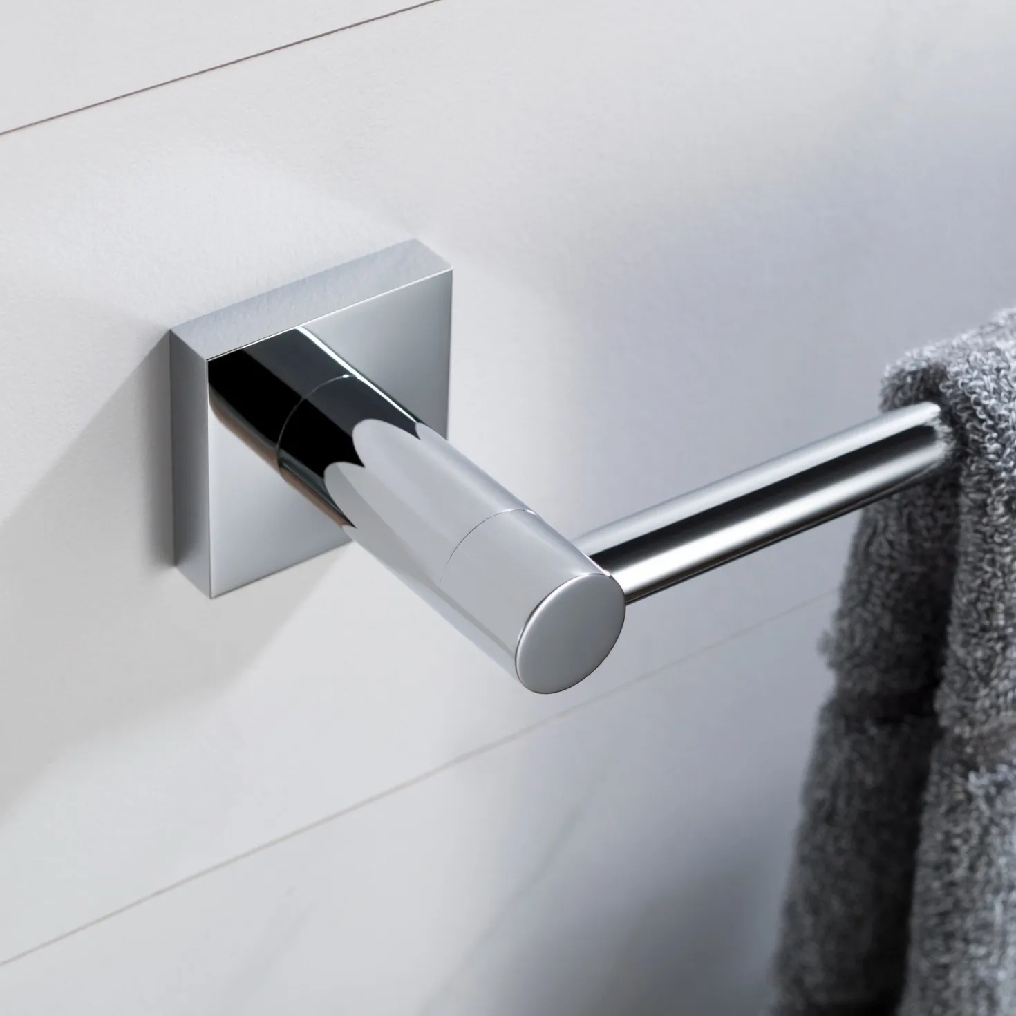 KRAUS Ventus Wall Mount Bathroom Towel Bar