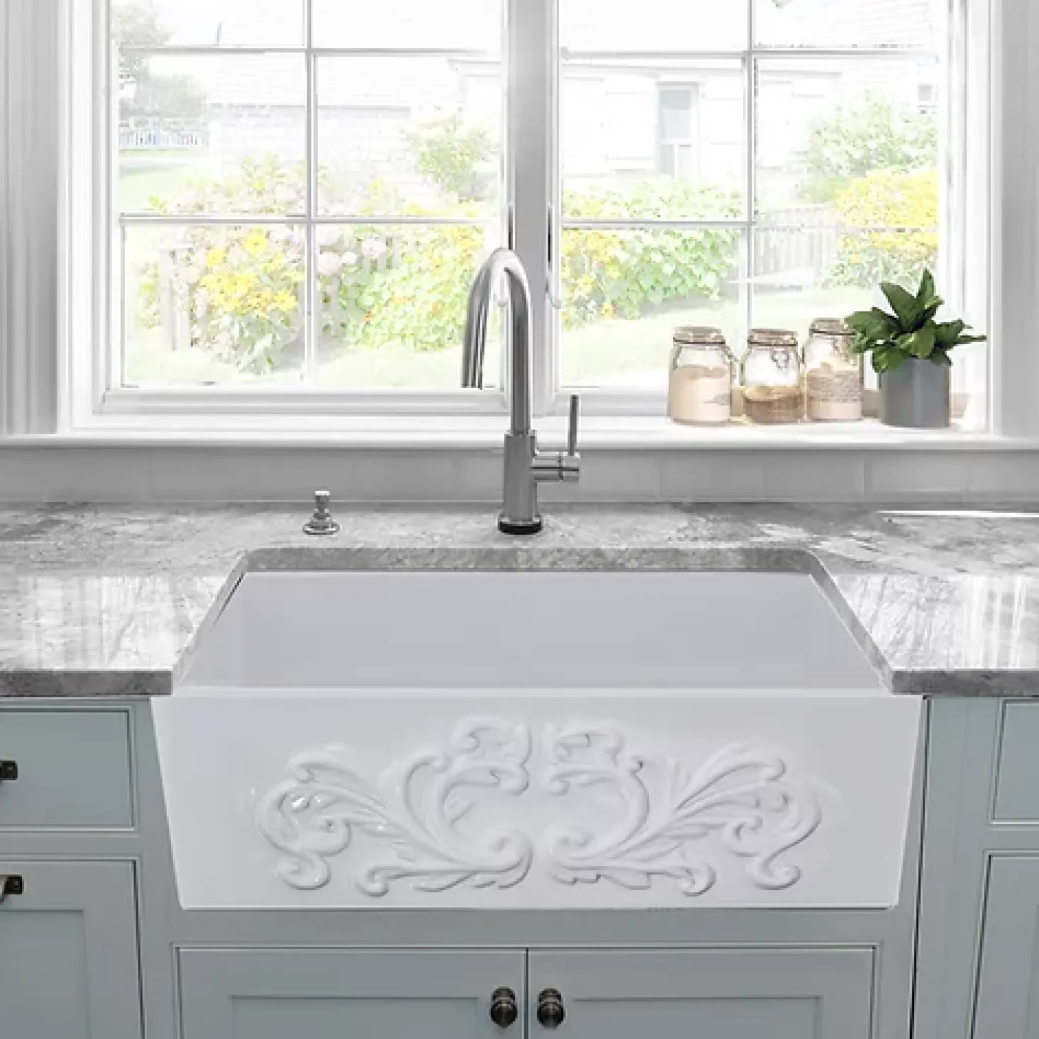 Nantucket Sinks 33" Farmhouse Fireclay Sink with Filigree Apron