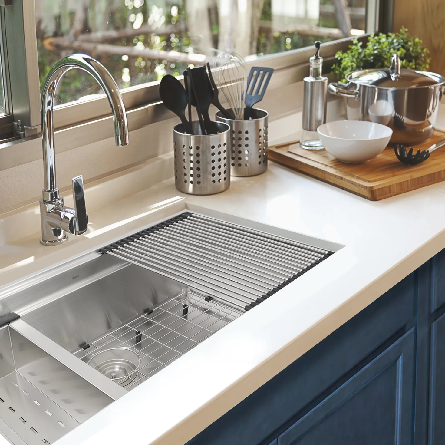 Nantucket Sinks ZR-PS-3220-16 - 32" Pro Series Workstation Undermount Stainless Steel Kitchen Sink, with Included Rolling Mat, Grid, Colander, and Drain.