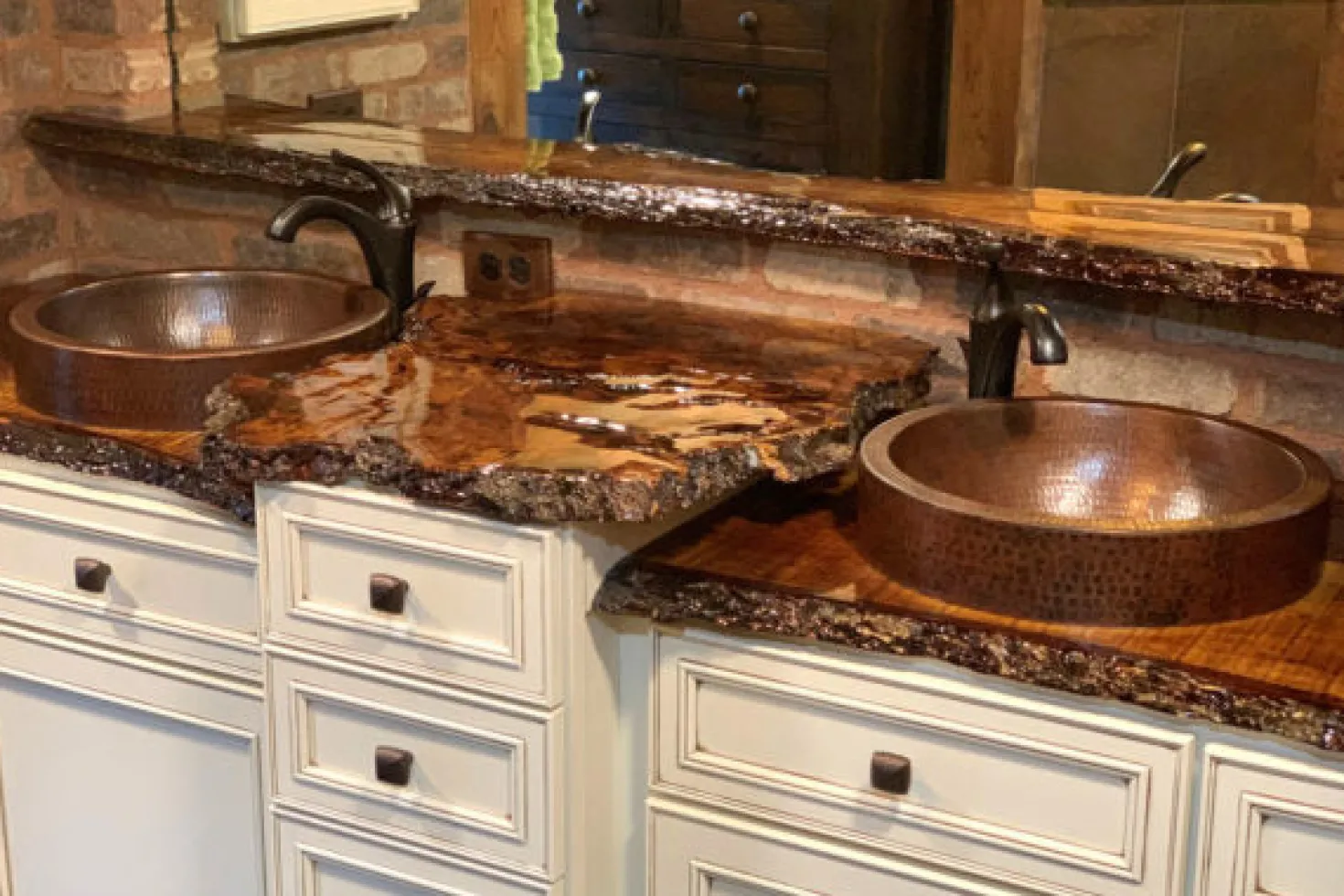Premier Copper Products 15" Small Round Skirted Vessel Hammered Copper Sink