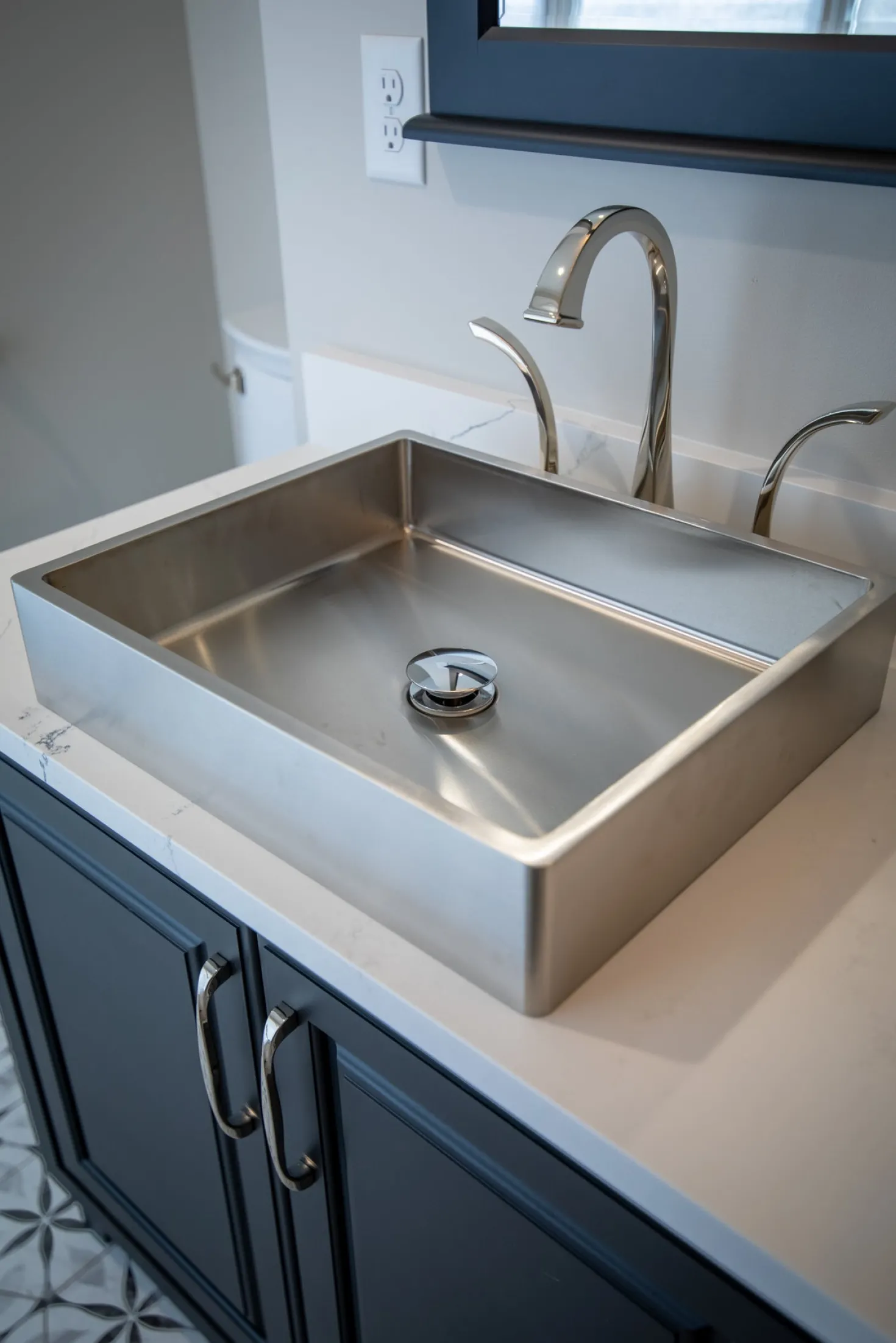 Rectangular 18 3/4" x 15 3/4" Thick Rim Stainless Steel Bathroom Vessel Sink with Drain in Silver