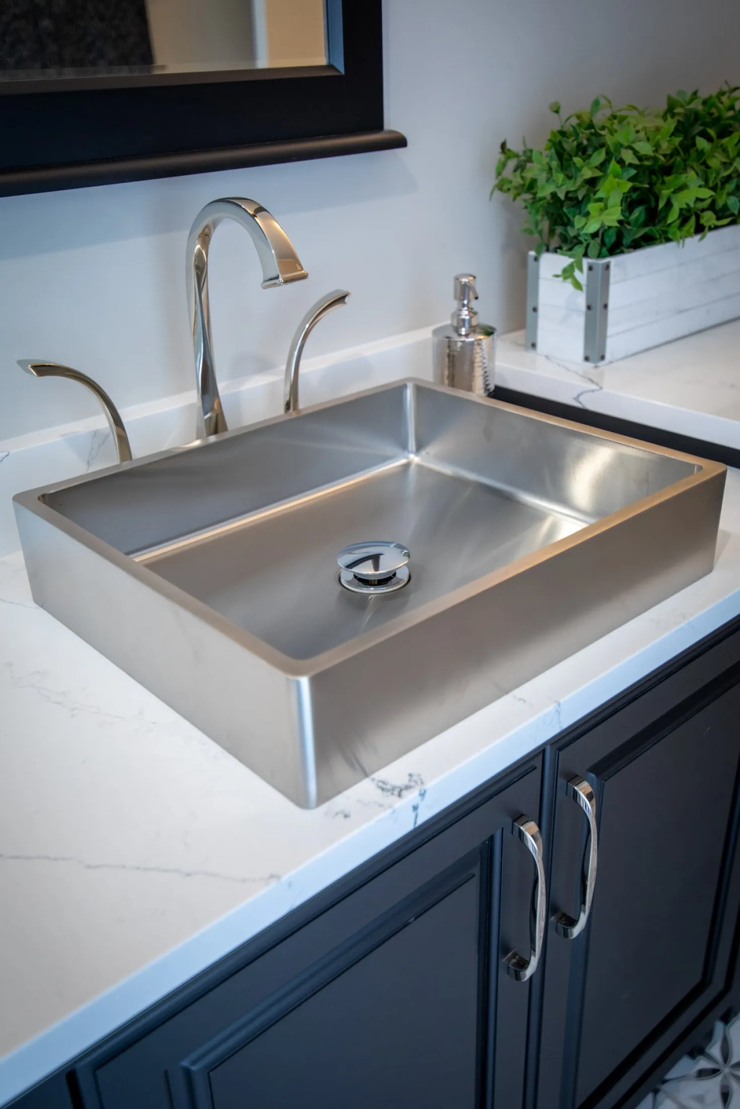 Rectangular 18 3/4" x 15 3/4" Thick Rim Stainless Steel Bathroom Vessel Sink with Drain in Silver