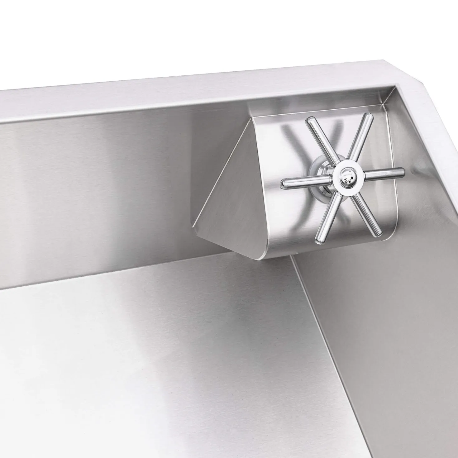 Ruvati 33" Single Bowl Kitchen Sink with Glass Rinser