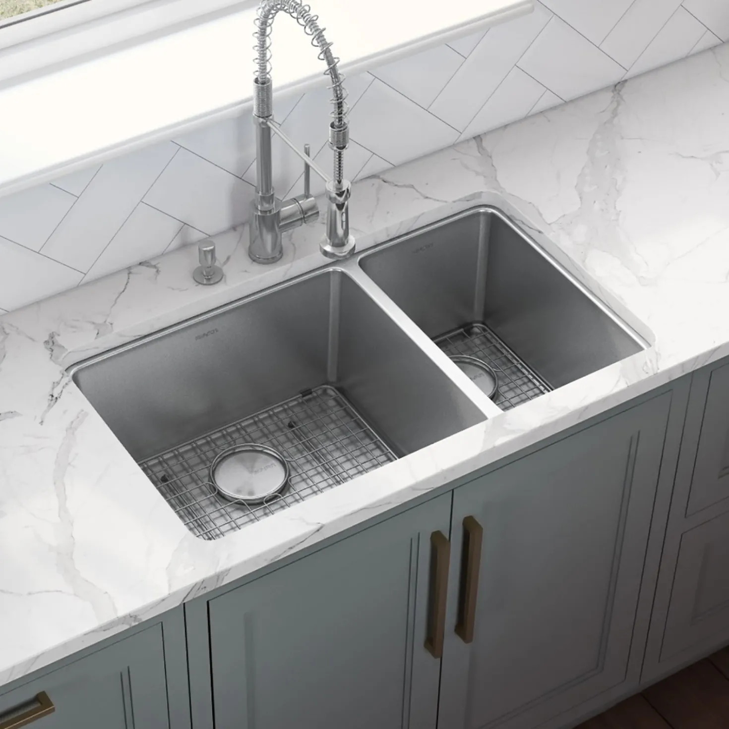 Ruvati 32" Undermount 70/30 Double Bowl 16 Gauge Stainless Steel Kitchen Sink