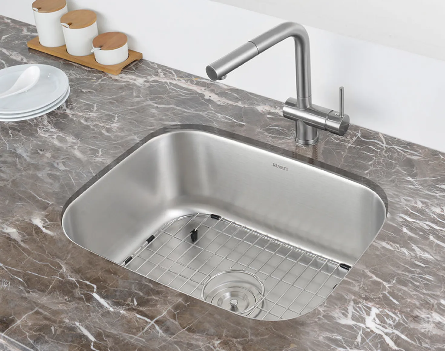Ruvati 16 x 16" Undermount 16 Gauge Stainless Steel Bar Prep Sink