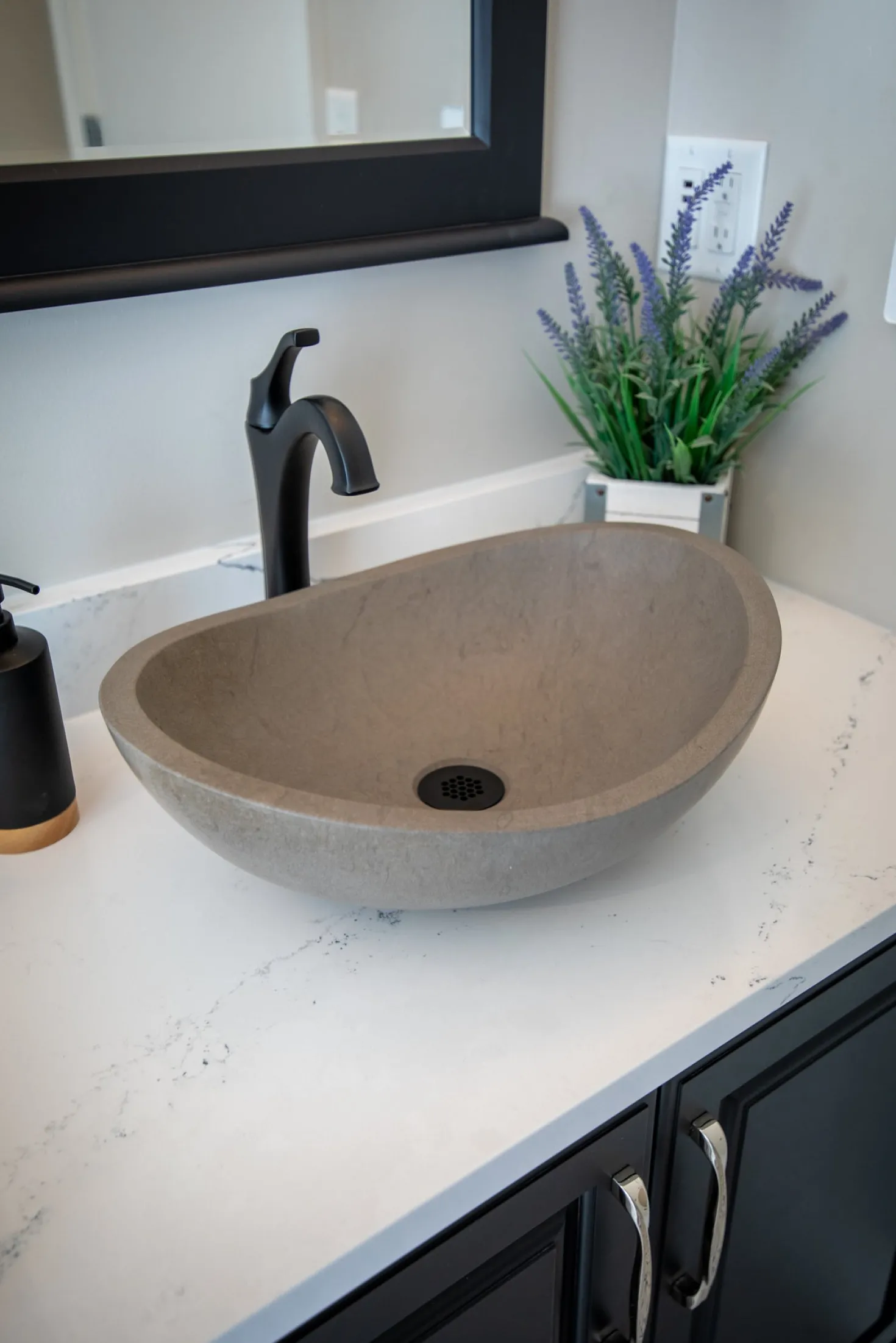 Stone Canoe Sink in Honed Molly Grey Marble