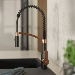 Wasserwerk Single Hole Pull Down Kitchen Faucet | Matte Black & Rose Gold