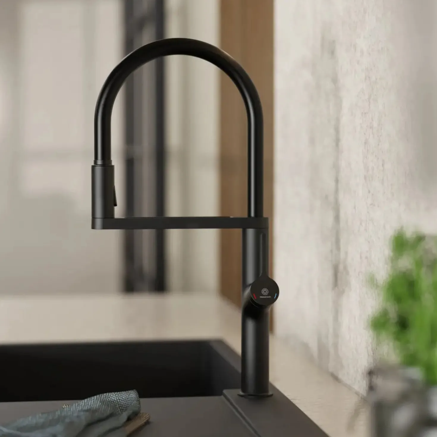 Wasserwerk Single Hole Pull Down Kitchen Faucet in Matte Black