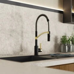 Wasserwerk Single Hole Pull Down Kitchen Faucet | Matte Black & Brushed Gold